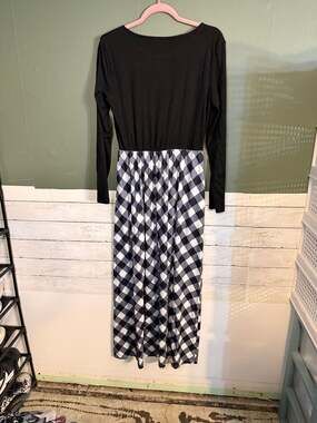 NWT Merokeety Womens Buffalo Plaid Long‎ Sleeve Maxi Dress Black White